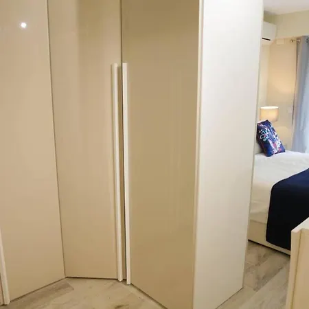 Magnifique 3p - French Riviera - 3mn - Air Conditioning - Balcony Apartment Juan-les-Pins